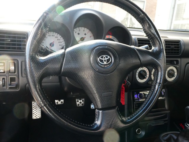 TOYOTA MR2 1.8-16V VVT-I  Hardtop Leer Garage Herweijer, 6733 AD WEKEROM