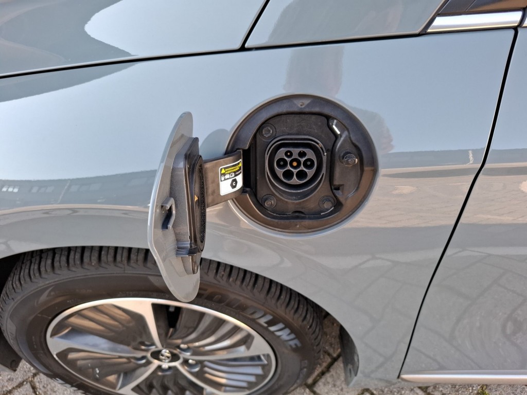 HYUNDAI, IONIQ