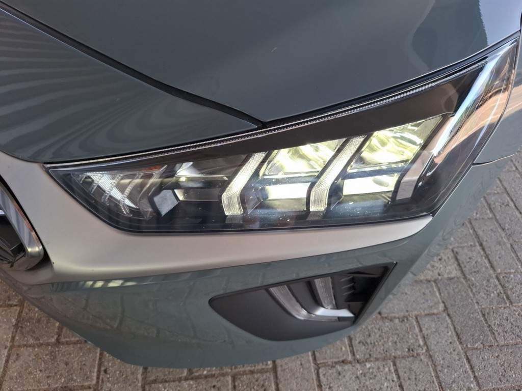 HYUNDAI, IONIQ
