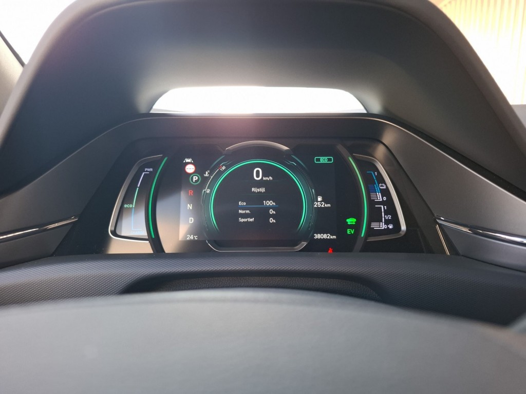 HYUNDAI, IONIQ