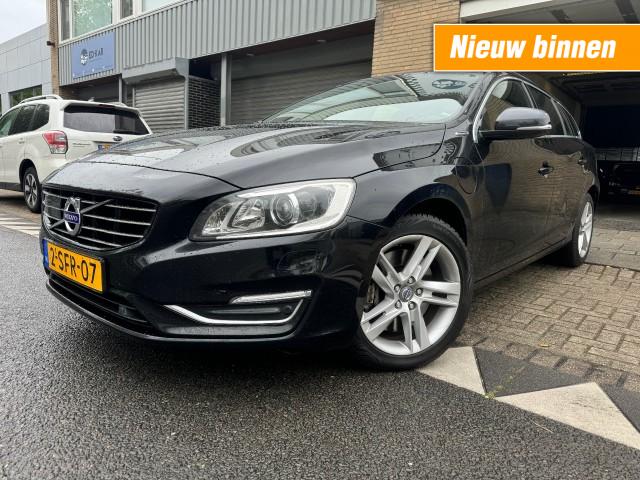 VOLVO V60 2.4 D6 AWD Plug-In Hybrid Summum Full Options ADAP DAK CAMERA , Ed Kar Autohandel, ROTTERDAM