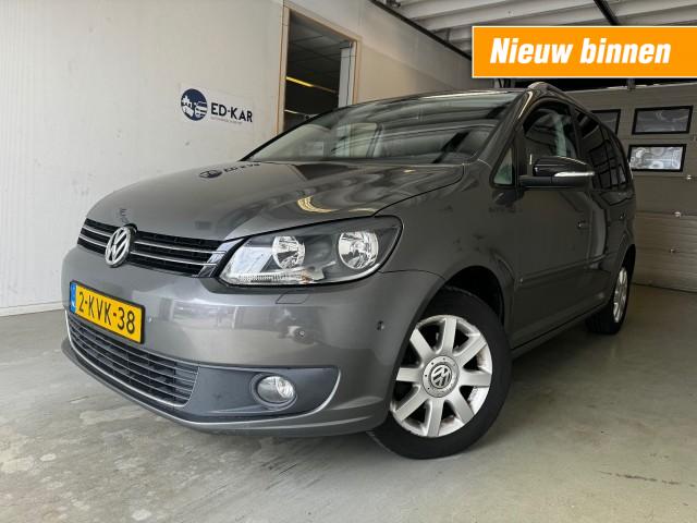 VOLKSWAGEN TOURAN 1.6 TDI Highline BM 7p. CAMERA PARKASS. NAVI TOP CONDITIE NAP , Ed Kar Autohandel, ROTTERDAM