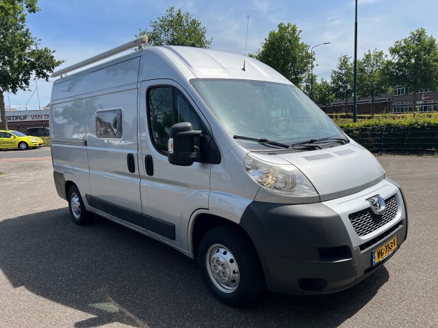 Peugeot Boxer - 330 2.2 HDI L2H2 Profit+ Camper Full-Options!!