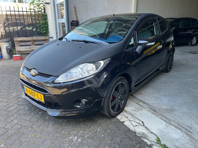 Ford Fiesta - 1.4I-16V TREND ST-Pack HB 3-DRS Unieke auto!!
