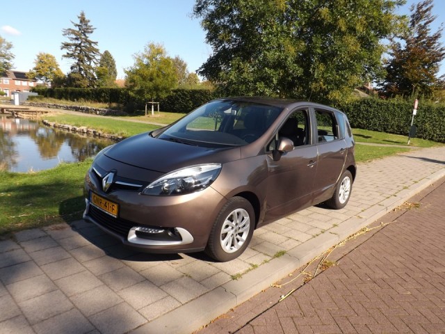 RENAULT SCENIC 1.2 TCE EXPRESSION, The Carmaker, Maasbracht