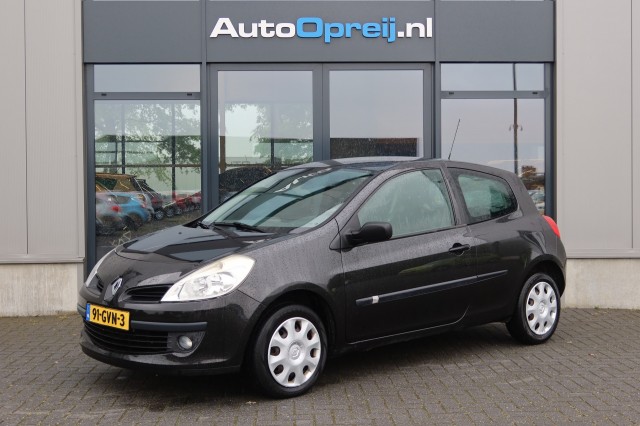 RENAULT CLIO 1.2-16V Special Line 3drs. Airco, Dealer onderhouden, Maurice Opreij Auto's B.V., Margraten