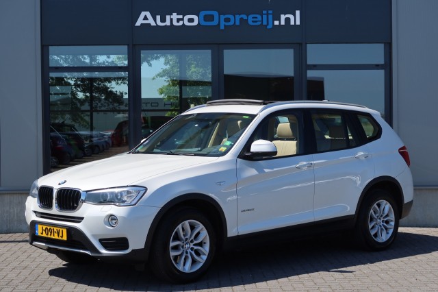 BMW X3 2.0i sDrive AUTOMAAT High Executive Lederbekl, head-up, Panorama, Maurice Opreij Auto's B.V., Margraten