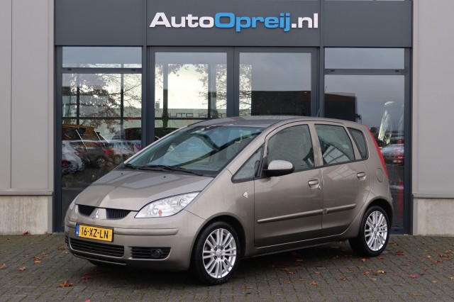 MITSUBISHI COLT 1.5 AUTOMAAT 5drs. Instyle 109pk Airco, Leder bekleding, Stoelve, Maurice Opreij Auto's B.V., Margraten