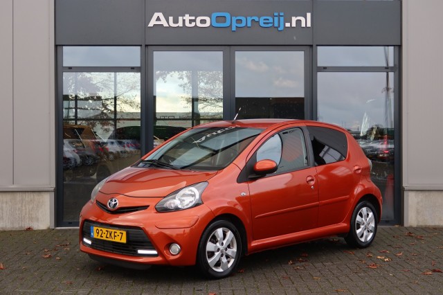 TOYOTA AYGO 1.0 VVT-i AUTOMAAT Dynamic Orange 5drs. Airco, Maurice Opreij Auto's B.V., Margraten