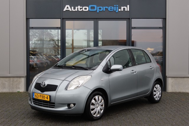 TOYOTA YARIS 1.3 VVTi Cool 5drs. Airco, Navigatie, Maurice Opreij Auto's B.V., Margraten