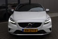 VOLVO V40 2.0 T4 R-Design 190pk AUTOMAAT Panoramadak, Leder, Trekhaak afnb., Maurice Opreij Auto's B.V., Margraten