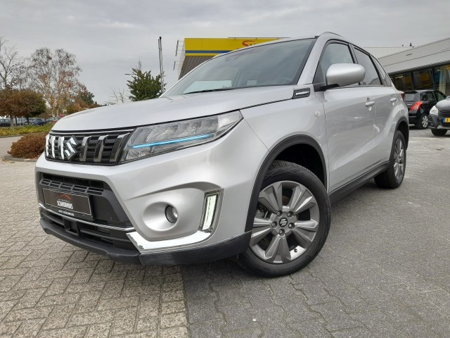 Suzuki Vitara - 1.4 SMART HYBRID SELECT  CAMERA NAVI ADD. CRUISE CARPLAY 