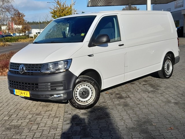 Volkswagen Transporter - 2.0 TDI L2H1 TREKHAAK CRUISE CAMERA PDC ACHTER