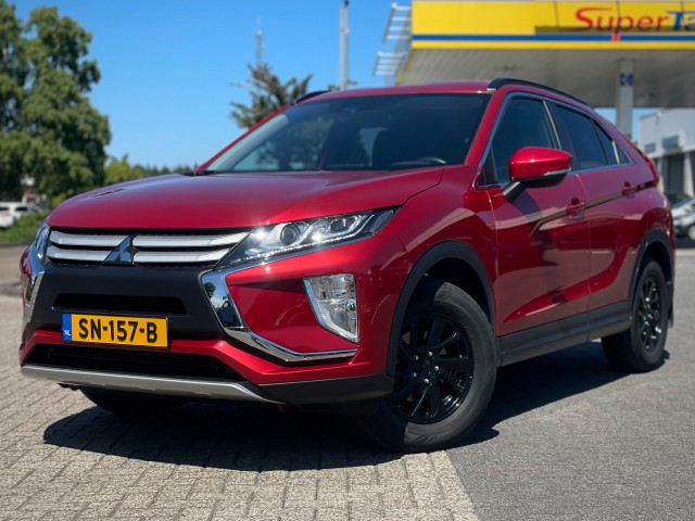 Mitsubishi Eclipse cross - 1.5 160PK CAMERA TREKHAAK
