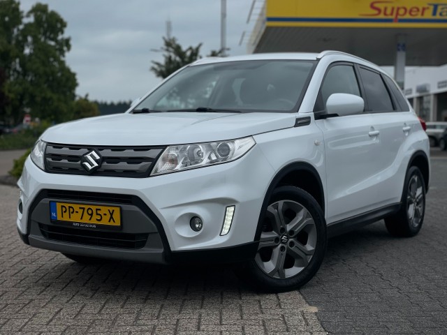 Suzuki Vitara - 1.6 EXLUSIVE TREKHAAK CAMERA NAVI