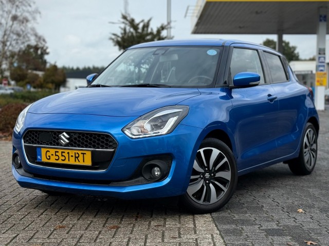 Suzuki Swift - 1.2 STYLE CAMERA NAVI ADD. CRUISE
