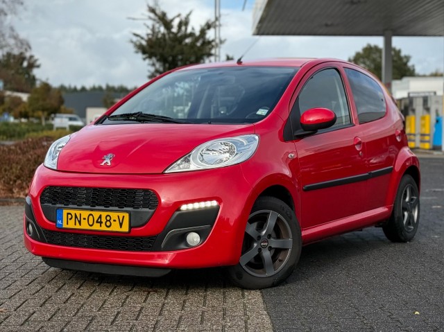 Peugeot 107 - 1.0 5DRS AIRCO LM