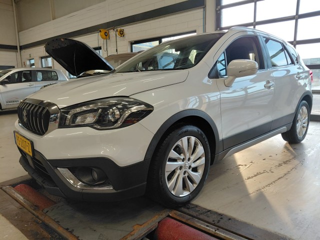 Suzuki Sx4 s-cross - 1.4 BOOSTERJET SELECT A/T TREKHAAK CAMERA NAVI