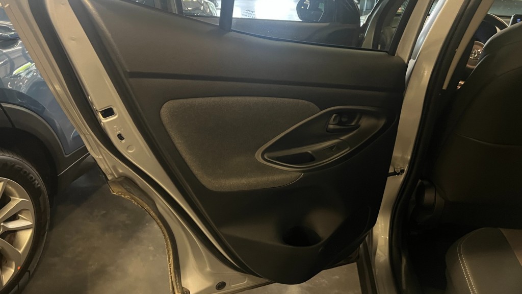 TOYOTA, YARIS
