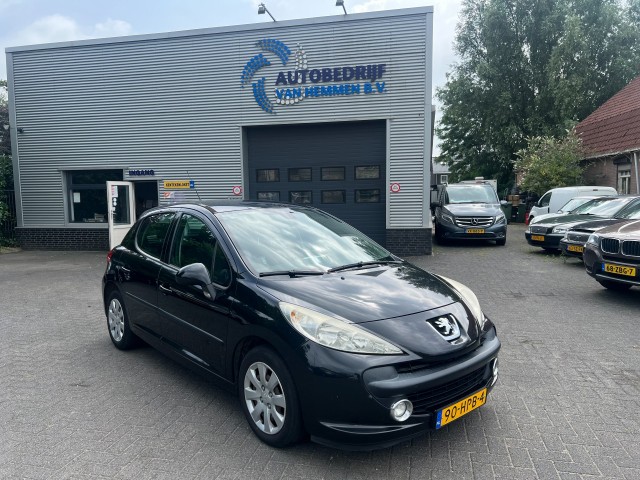 PEUGEOT 207