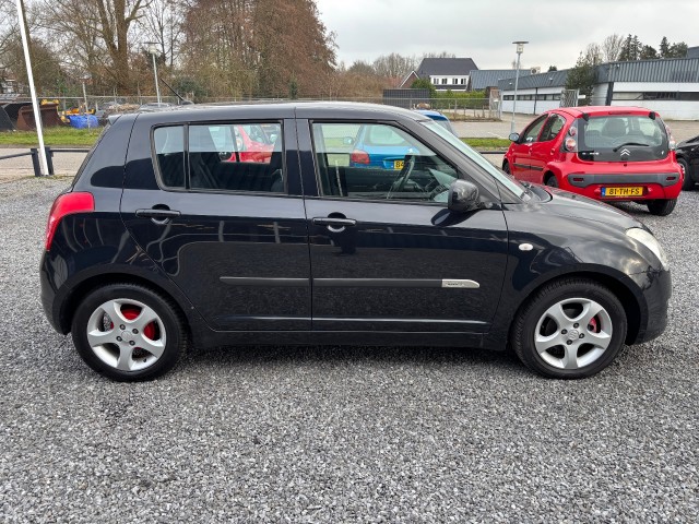 SUZUKI SWIFT 1.3 Shogun Autobedrijf van der Weide, 8471 ZX WOLVEGA