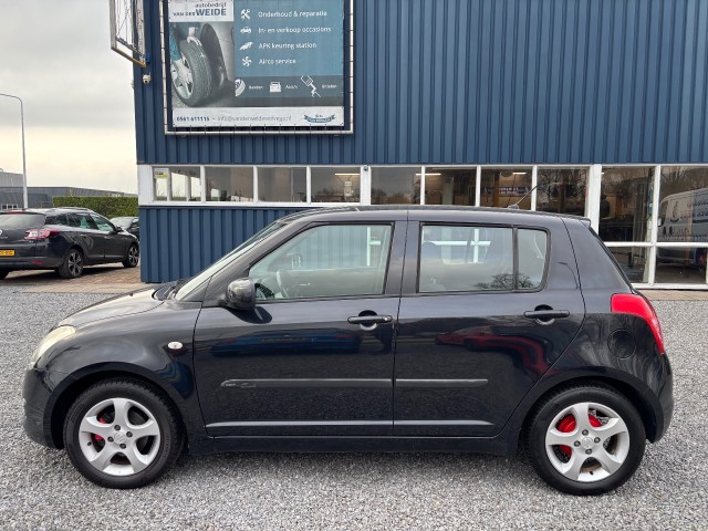 SUZUKI SWIFT 1.3 Shogun Autobedrijf van der Weide, 8471 ZX WOLVEGA