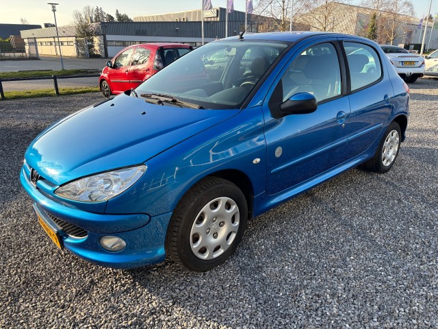 PEUGEOT 206 1.4 Generation Autobedrijf van der Weide, 8471 ZX WOLVEGA