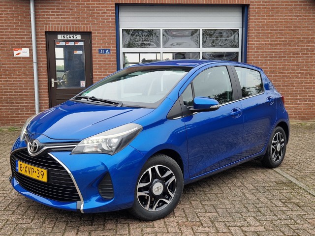 TOYOTA YARIS 1.0 VVT-i Aspiration 5-drs Clima NL-auto Camera Navi , Autobedrijf Beekman, Liessel