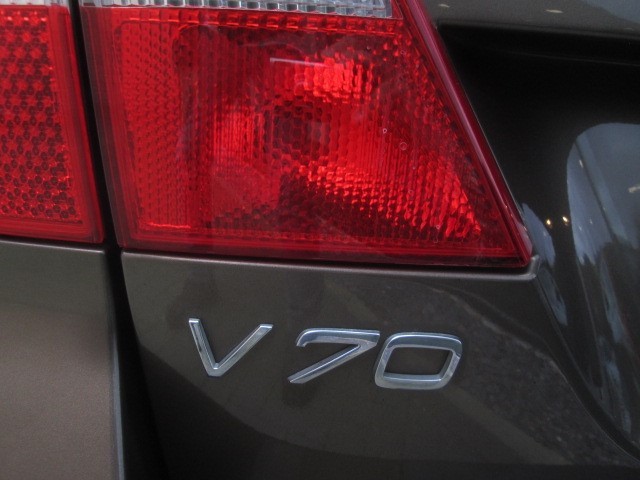 VOLVO V70 1.6 D2 Summum Edition,Leer,Xenon,Navi,Clima,Cruise,PDC Autobedrijf W. Verstappen, 5405 ND Uden