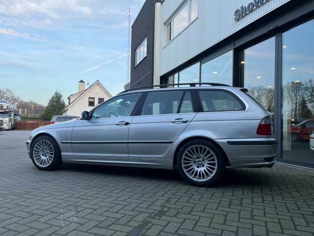 BMW 3-SERIE 320i 6-cil 200pk Handbak Drift/Race, Autobedrijf W. Verstappen, 5405 ND Uden