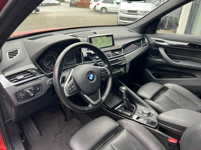 BMW X1 xDrive20i Orange Edition,LED,HUD,Sportleer,Pano,NaviPro,Clima Autobedrijf W. Verstappen, 5405 ND Uden