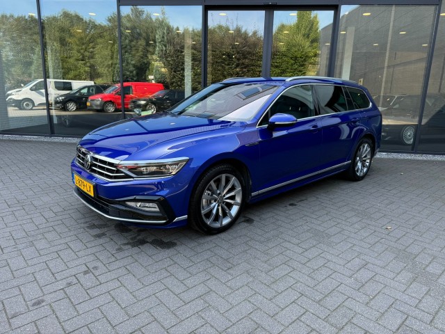 VOLKSWAGEN PASSAT 2.0 190pk TSI R-LINE,Leer,LED,Keyless,Clima,Cruise,Lane Ass.,Tre, Autobedrijf W. Verstappen, Uden