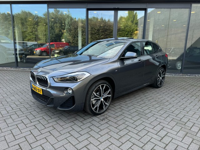 BMW X2 sDrive20i 192pk M-Sport,HeadUp,Pano,Led,NaviPro,Clima,Dealer OH, Autobedrijf W. Verstappen, Uden