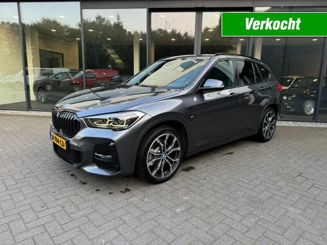 BMW X1 xDrive20i M-Sport,Pano,LED,NaviPro+Carplay,Half Leer,Clima,Cruis, Autobedrijf W. Verstappen, Uden