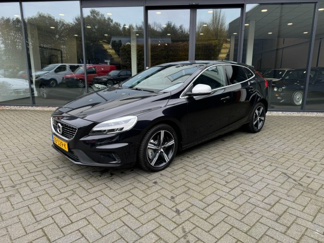 VOLVO V40 1.5 T3 POLAR+ SPORT,Intellisafe Pakket,Full LED,Pano,Half Leer,C, Autobedrijf W. Verstappen, Uden