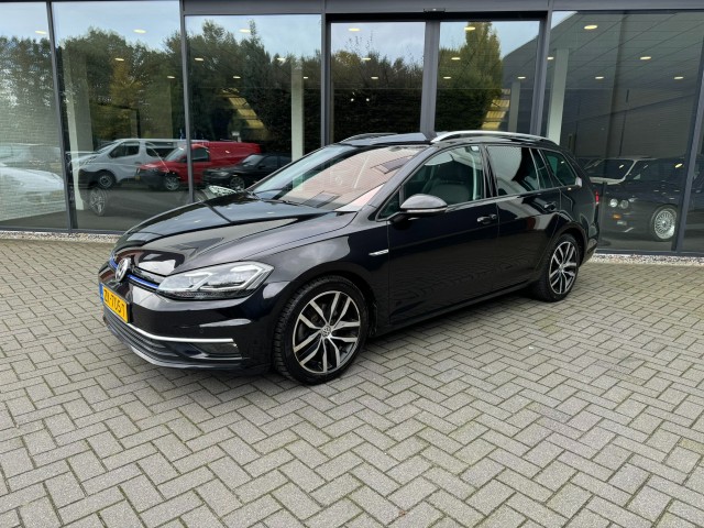 VOLKSWAGEN GOLF 1.5 TSI Highline,Pano,LED,Digi Displ.,Navi,Clima,Adapt Cruise, Autobedrijf W. Verstappen, Uden