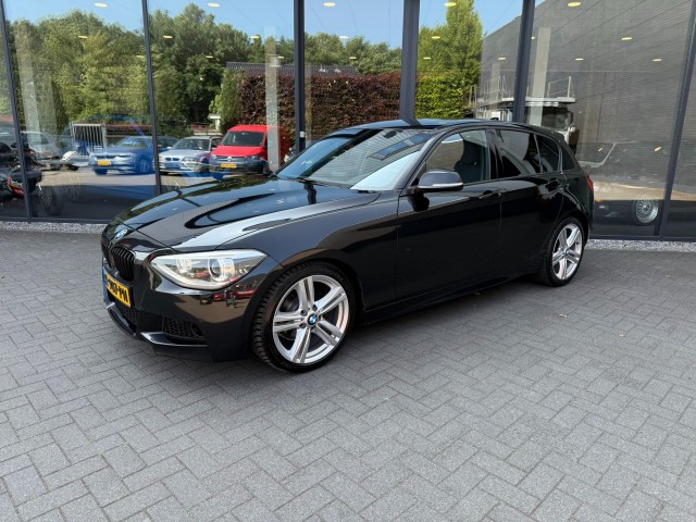 BMW 1-SERIE 116i M-Sport,Xenon,Clima,Stoelverw,Navi,PDC, Autobedrijf W. Verstappen, Uden