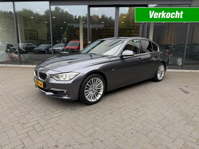 BMW 3-SERIE 320i 184pk Luxury,Leer,Xenon,NaviPro,Stoelverw,Clima,Cruise,PDC Autobedrijf W. Verstappen, Uden