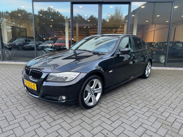 BMW 3-SERIE 318i Executive Sport ,Climate,Cruise,Navi,Pdc,Leer,18Inch Autobedrijf W. Verstappen, Uden