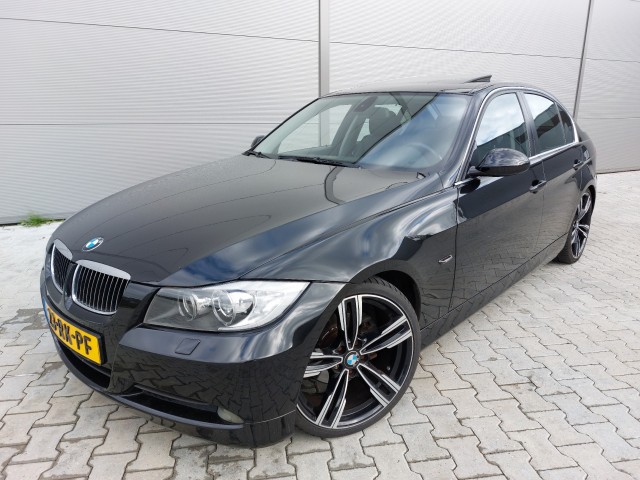 BMW 3-SERIE 325i Dynamic Executive, Autobedrijf Gerard Wemmenhove, Meppel