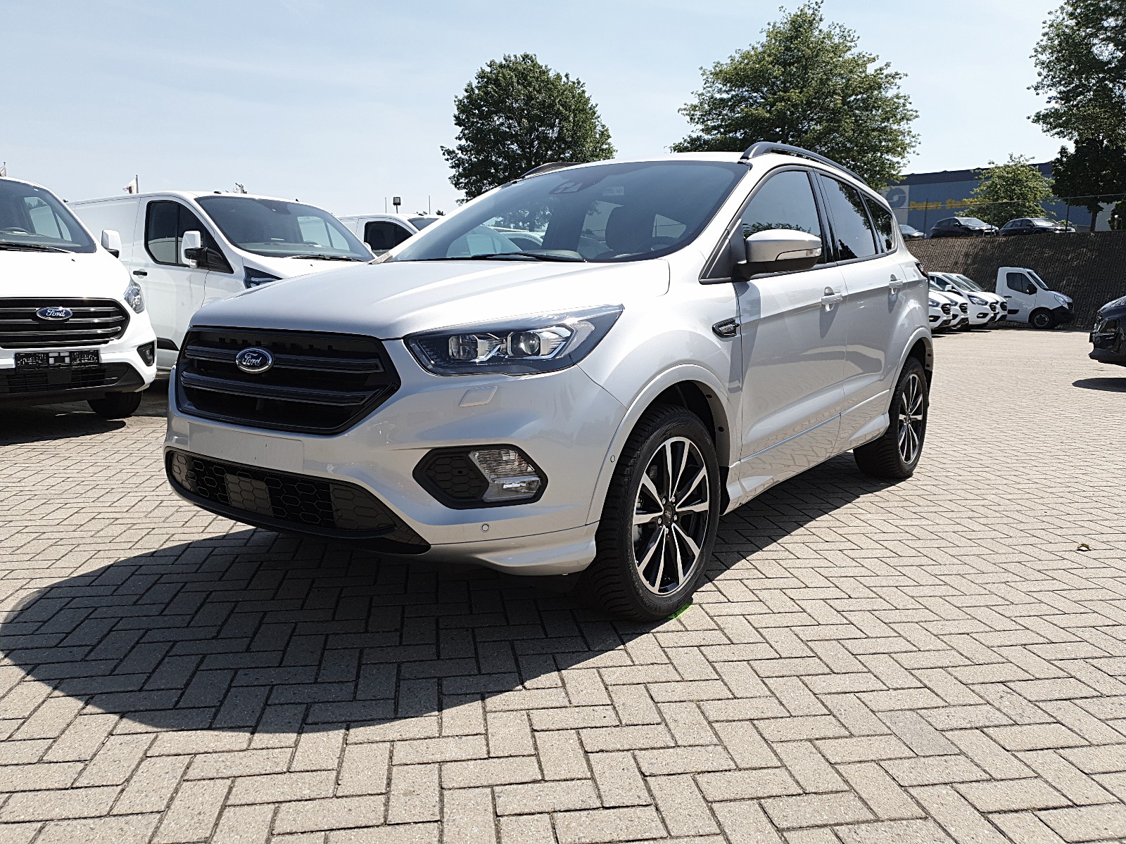 Ford Kuga - 1.5 150PS EcoBoost ST-Line Klimaautomatik Navi Frontscheibe behe