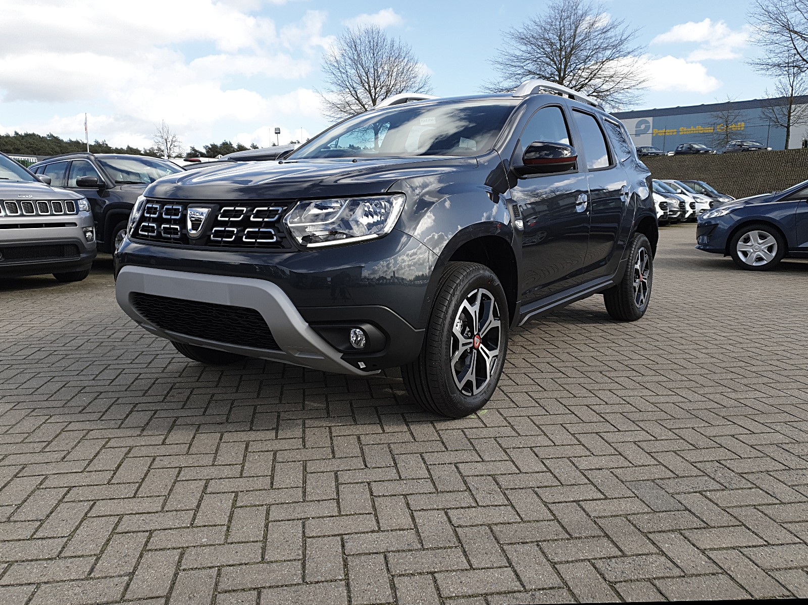 Dacia Duster - 1.0 TCE 100PS Prestige Klimaautomatik Navi 360°Kamera PDC DAB