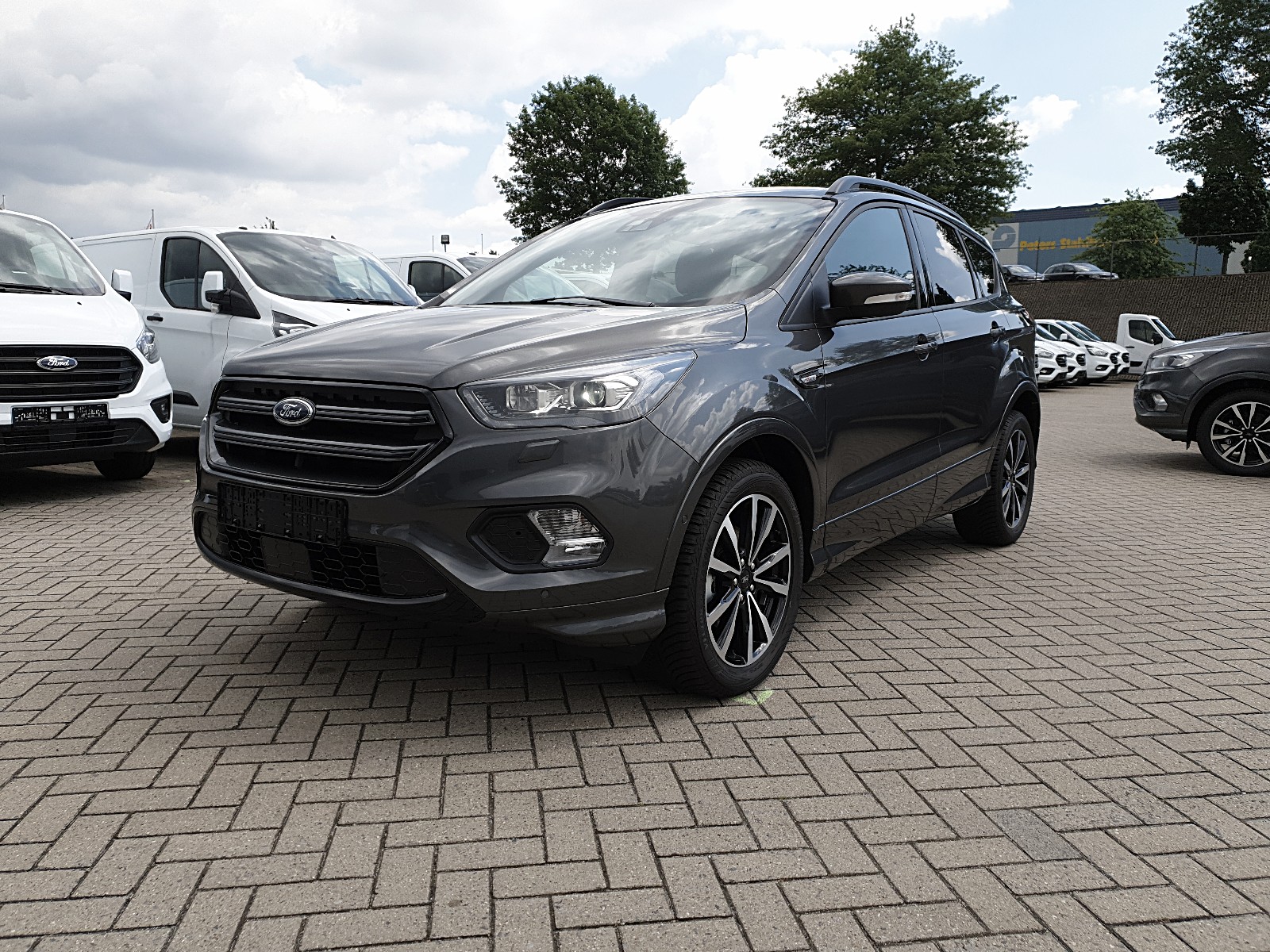 Ford Kuga - 1.5 150PS EcoBoost ST-Line Klimaautomatik Navi Frontscheibe behe