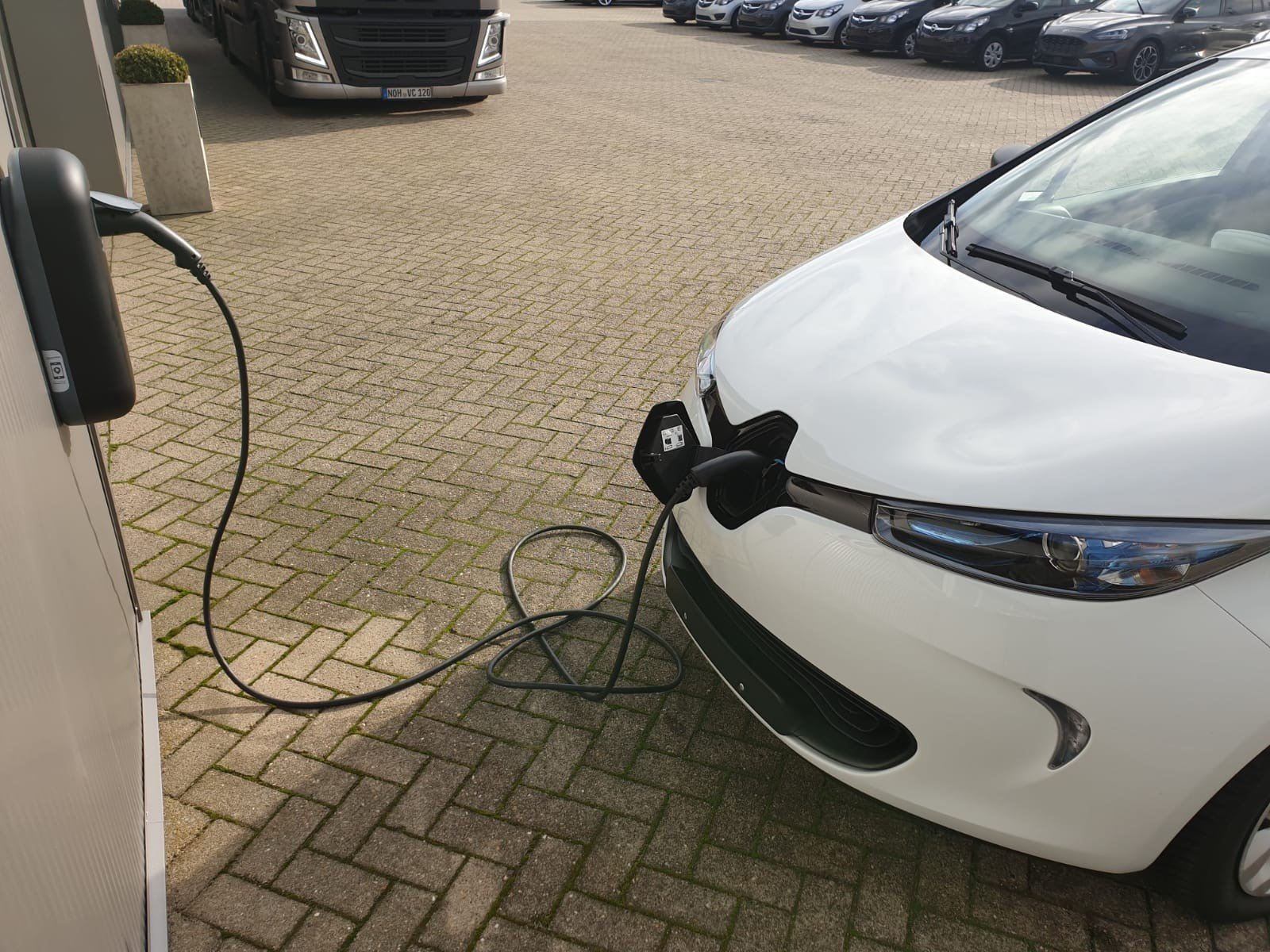 Renault Zoe - Life R90 Elektric 5-Türig Klimaautomatik Navi Z.E. 40 Batterie (