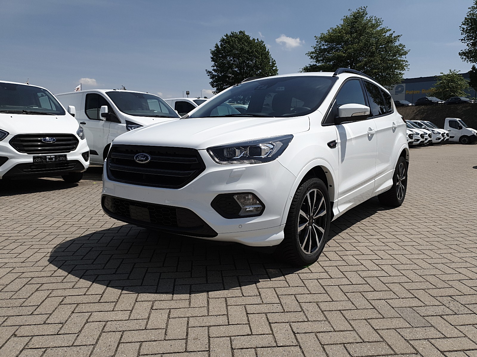 Ford Kuga - 1.5 150PS EcoBoost ST-Line Klimaautomatik Navi Frontscheibe behe