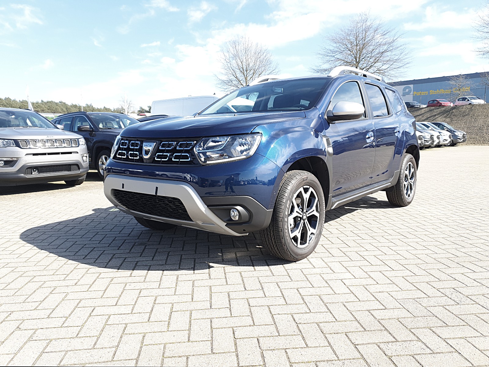 Dacia Duster - 1.3 TCE 150PS Prestige Klimaautomatik Navi 360°Kamera PDC DAB