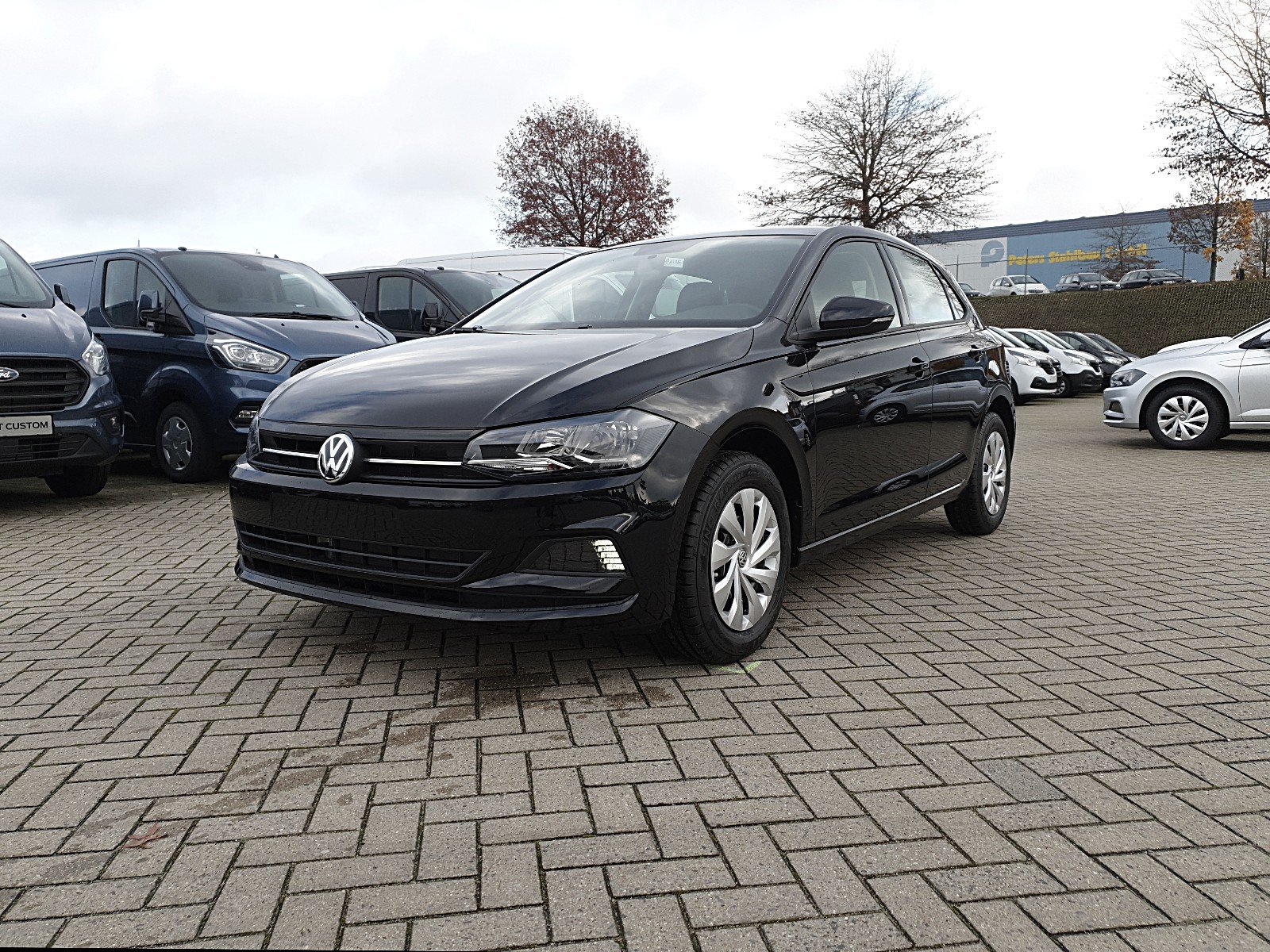 Volkswagen Polo - 1.0 TSI 95PS Comfortline 5-türig Sitzheizung Klima Radio (Touch-