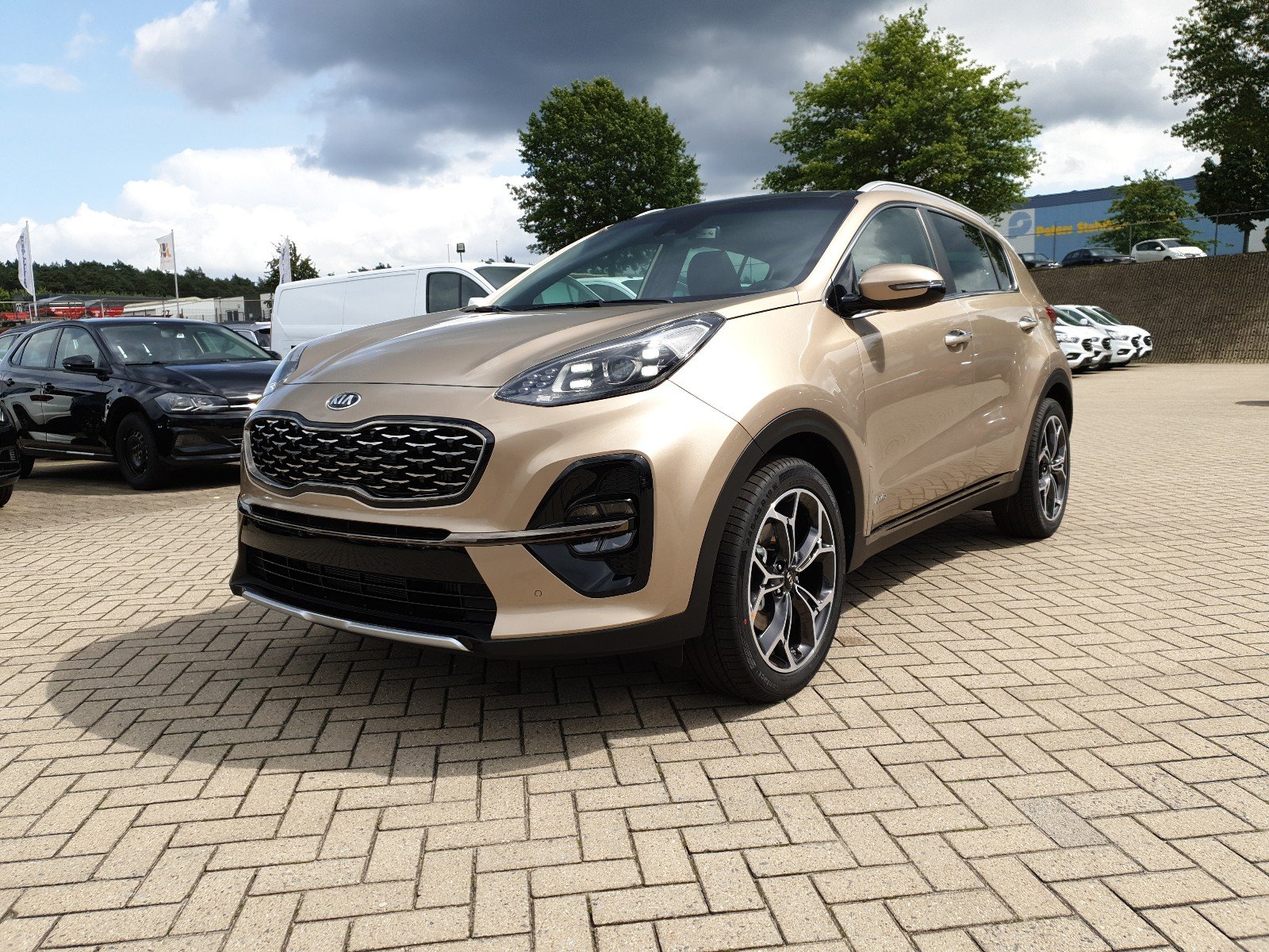 Kia Sportage - 1.6 T-GDI 177PS 4WD Automatik GT-Line LED-Scheinw. elekt. Panora