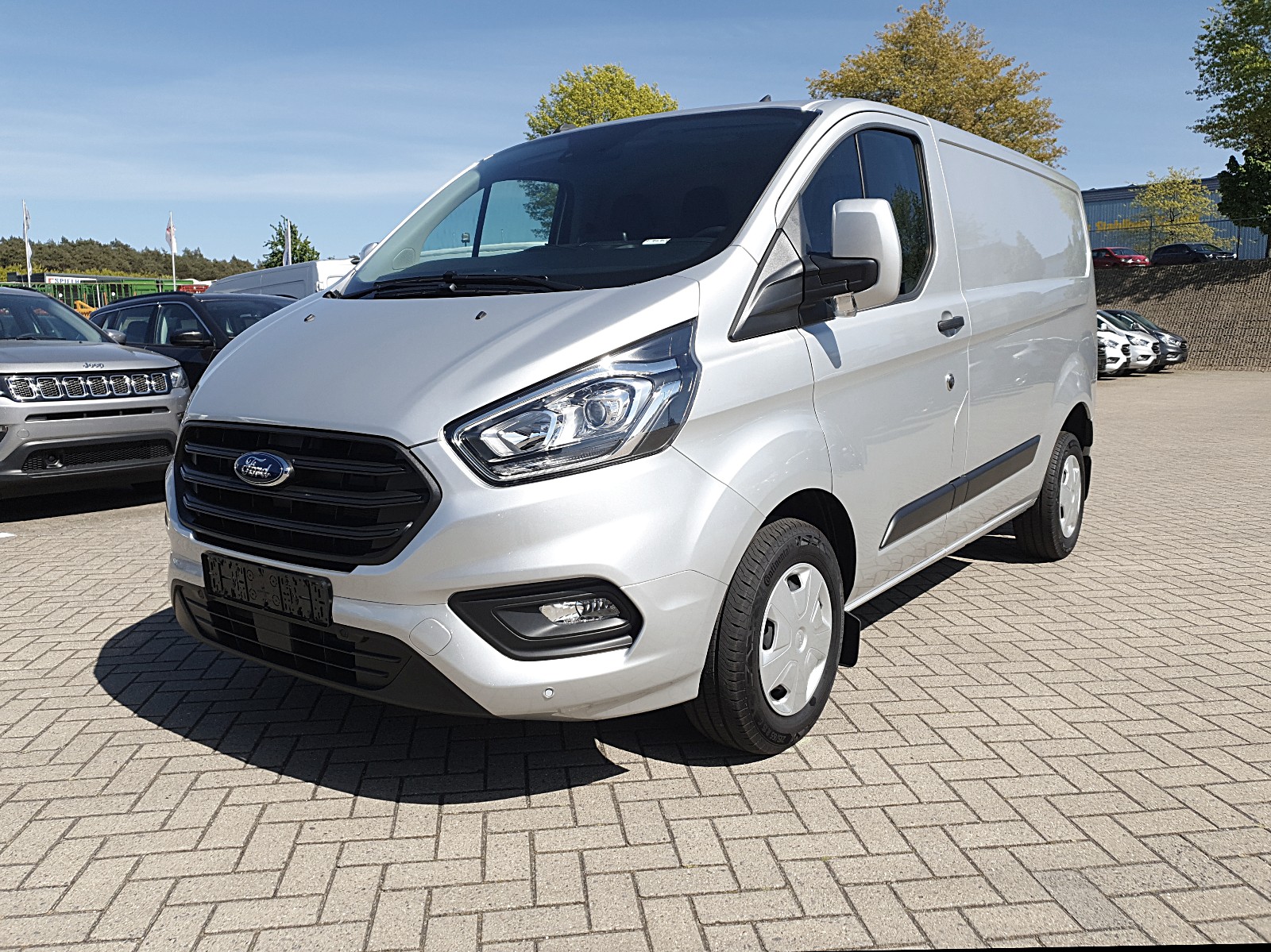 Ford Transit custom - L1 2.0 TDCi 108PS Trend 2,8t 3-Sitzer Klima Navi Anhängerkupplun