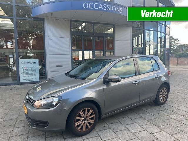 VOLKSWAGEN GOLF 1.6 TDI COMFL.BLUEM-5DEURS-LMV-ECC-NAVI-ETC!!!, Autobedrijf Abe, Steenwijk